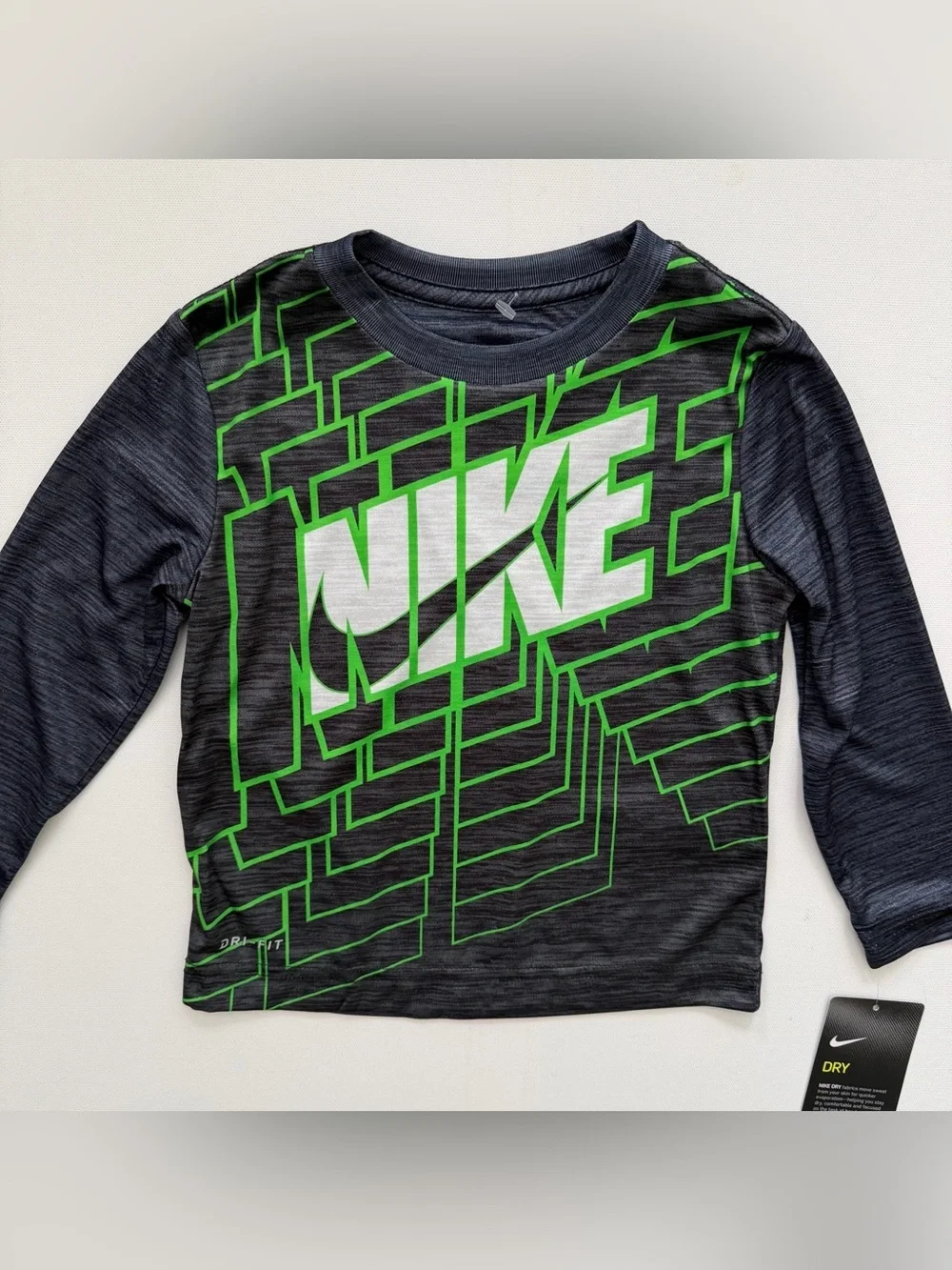 Nike Black & Green Dr Fit Logo Long Sleeve Tee Size 2T
